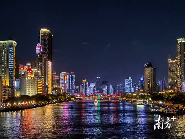 南方+ 南方 拍摄